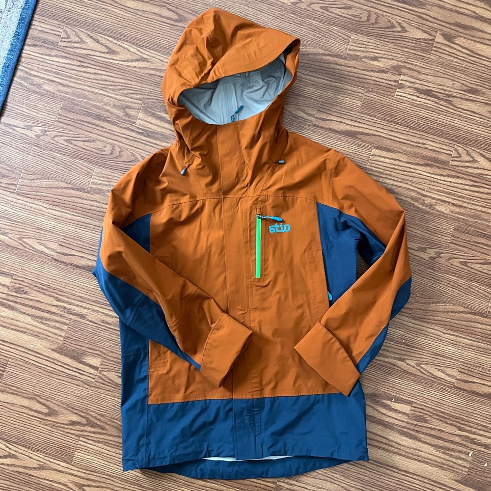 Stio Unisex Hardshell Jacket